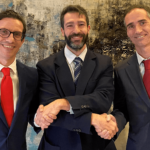 TÜV AUSTRIA und GIS: Zwei starke Marken unter gemeinsamem Dach: Hugo Gouveia, TÜV AUSTRIA Iberia, Antonio Ortiz, Global Inspection Services, Pedro Pimenta, TÜV AUSTRIA Iberia (C) TÜV AUSTRIA Group