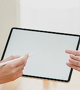 csm_105.000_Medizinprodukteberater_AdobeStock_296473132_e728018671.jpeg