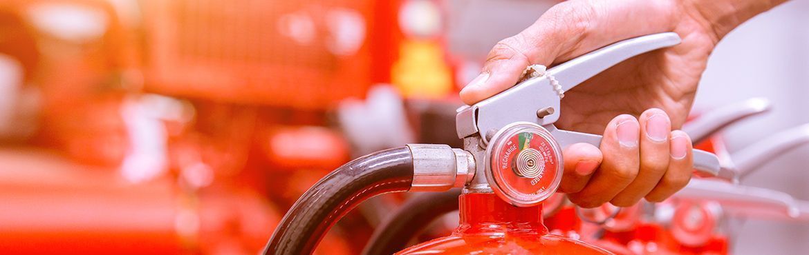 E-Learning_Brandschutz_Feuerloescher_AdobeStock_210408074_Tascha_-_stock.adobe_.com_.jpeg